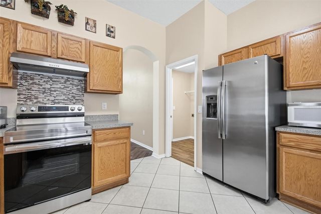 4 RED OAK PLACE, Palm Coast, FL 32164