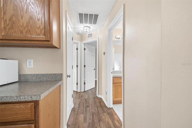 4 RED OAK PLACE, Palm Coast, FL 32164