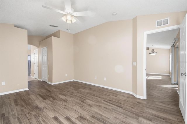 4 RED OAK PLACE, Palm Coast, FL 32164