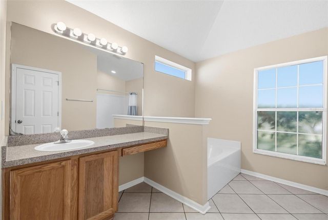 4 RED OAK PLACE, Palm Coast, FL 32164