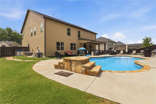 217 Sebastian Cove, Hampton, GA 30228