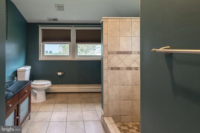 802 WALNUT AVE, North Beach, MD 20714