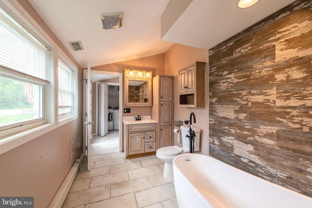 802 WALNUT AVE, North Beach, MD 20714