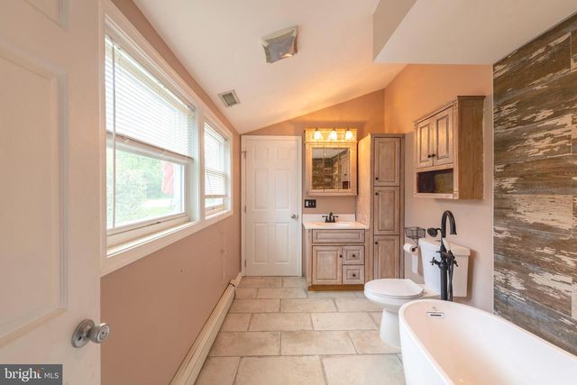 802 WALNUT AVE, North Beach, MD 20714