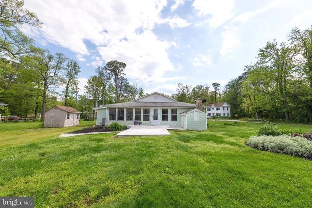 802 WALNUT AVE, North Beach, MD 20714