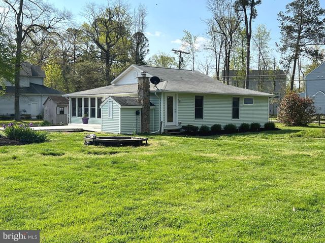 802 WALNUT AVE, North Beach, MD 20714