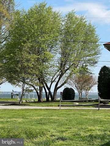 802 WALNUT AVE, North Beach, MD 20714