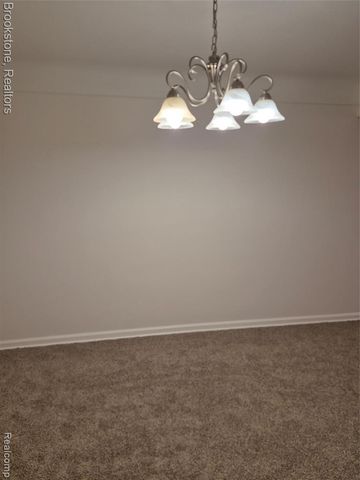 24260 Coolidge Highway, Oak Park, MI 48237