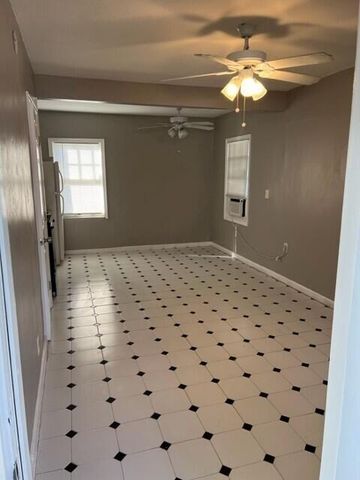 717 8th Avenue N, Lake Worth Beach, FL 33460