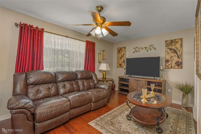 246 Brookbriar Drive, Shreveport, LA 71107