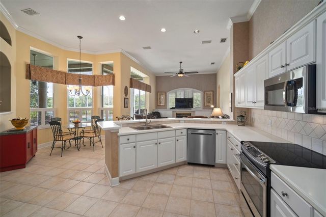 3302 CYPRESS LANDING DRIVE, Valrico, FL 33596