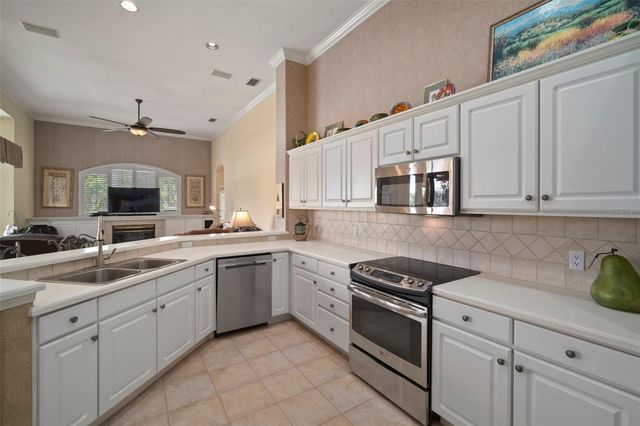 3302 CYPRESS LANDING DRIVE, Valrico, FL 33596