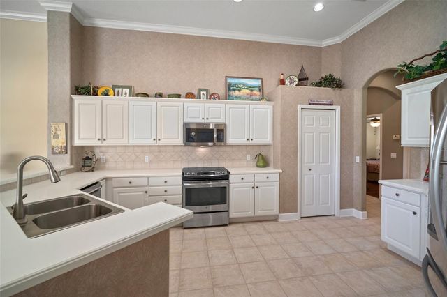 3302 CYPRESS LANDING DRIVE, Valrico, FL 33596