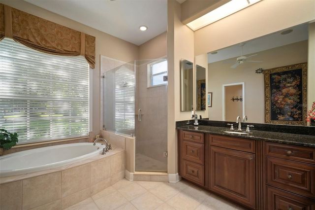 3302 CYPRESS LANDING DRIVE, Valrico, FL 33596