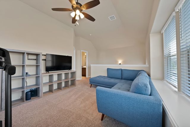 1040 Weeping Oak Drive, Burleson, TX 76028