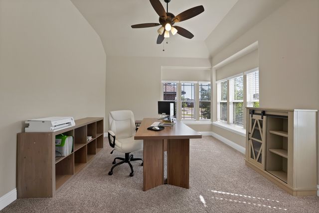 1040 Weeping Oak Drive, Burleson, TX 76028