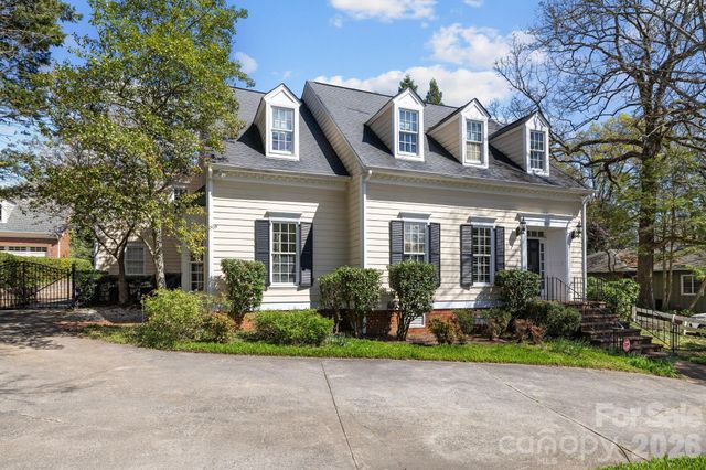 2727 Hampton Avenue, Charlotte, NC 28207