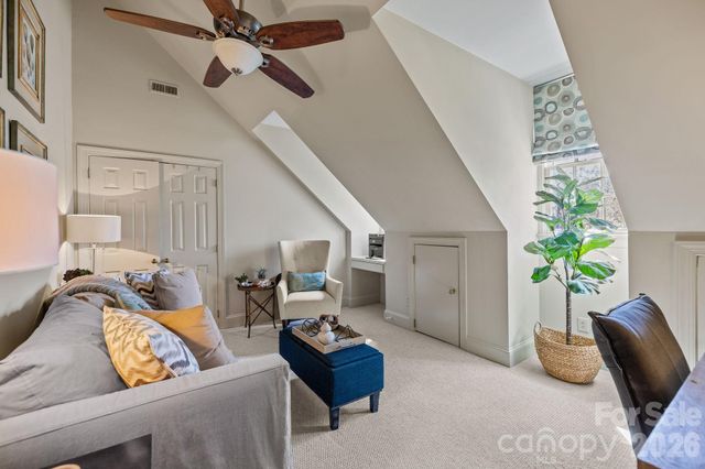 2727 Hampton Avenue, Charlotte, NC 28207