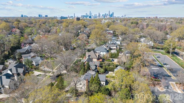 2727 Hampton Avenue, Charlotte, NC 28207