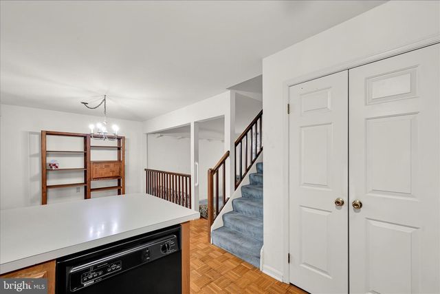 6106 SPRING KNOLL DR, Harrisburg, PA 17111