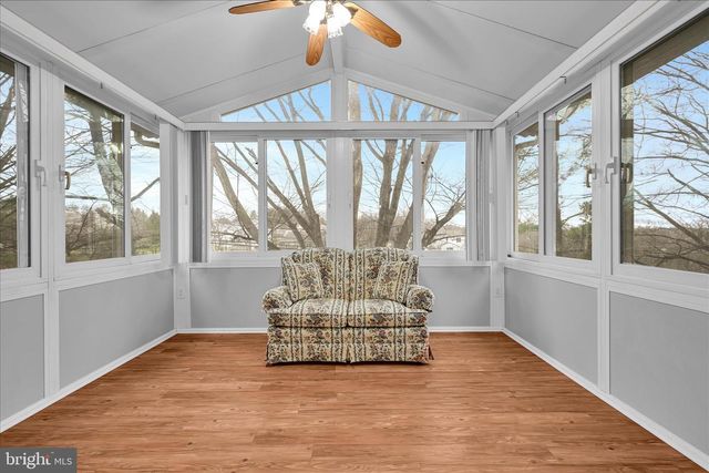 6106 SPRING KNOLL DR, Harrisburg, PA 17111