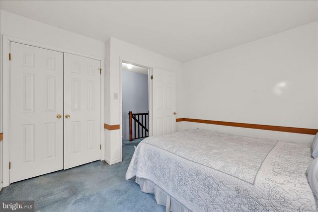 6106 SPRING KNOLL DR, Harrisburg, PA 17111