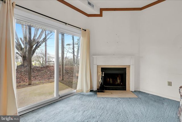 6106 SPRING KNOLL DR, Harrisburg, PA 17111