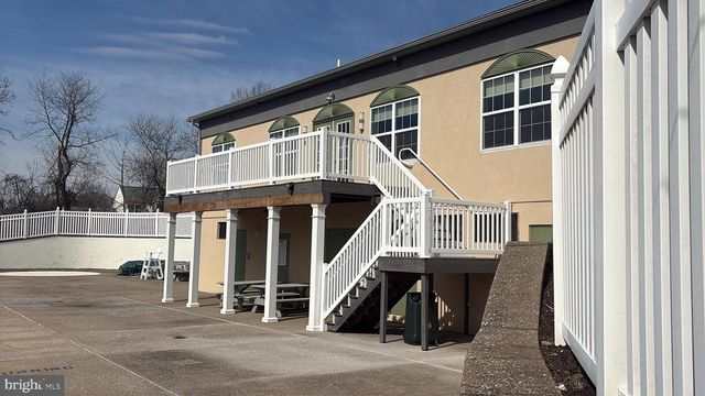 6106 SPRING KNOLL DR, Harrisburg, PA 17111