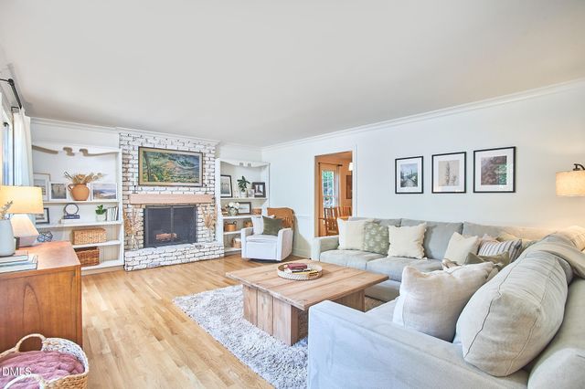 101 Bayoak Drive, Cary, NC 27513