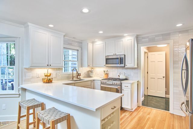 101 Bayoak Drive, Cary, NC 27513