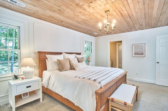 101 Bayoak Drive, Cary, NC 27513