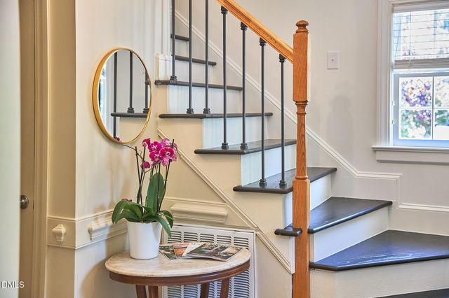 101 Bayoak Drive, Cary, NC 27513
