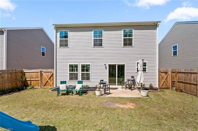166 Carriage Cove Circle, Mocksville, NC 27028