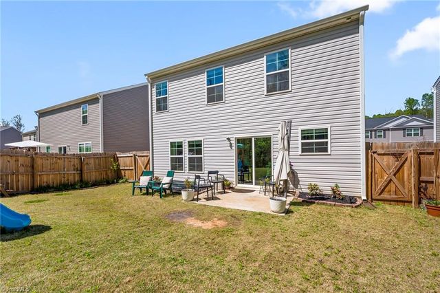 166 Carriage Cove Circle, Mocksville, NC 27028