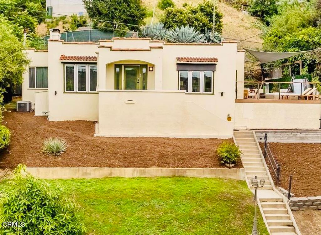3928 Berenice Avenue, Los Angeles, CA 90031