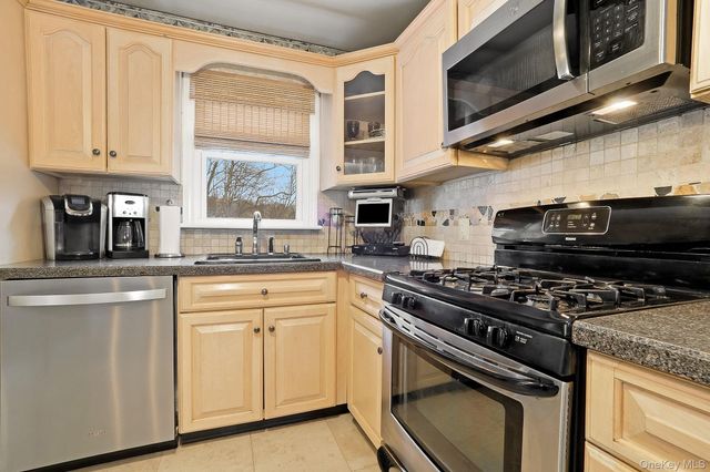 279 Millington Road, Cortlandt Manor, NY 10567