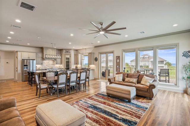 3721 Biscayne Beach Road, Crystal Beach, TX 77650
