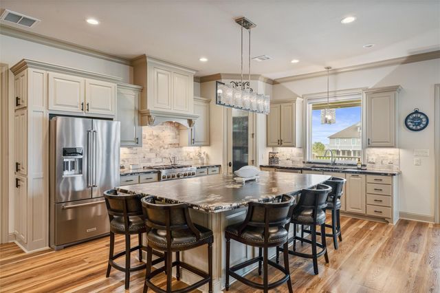 3721 Biscayne Beach Road, Crystal Beach, TX 77650