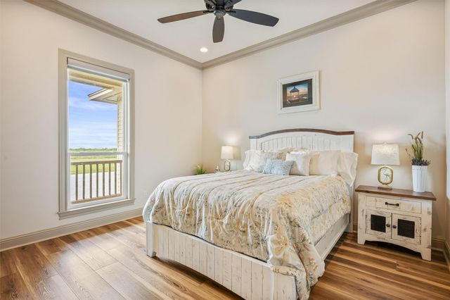 3721 Biscayne Beach Road, Crystal Beach, TX 77650