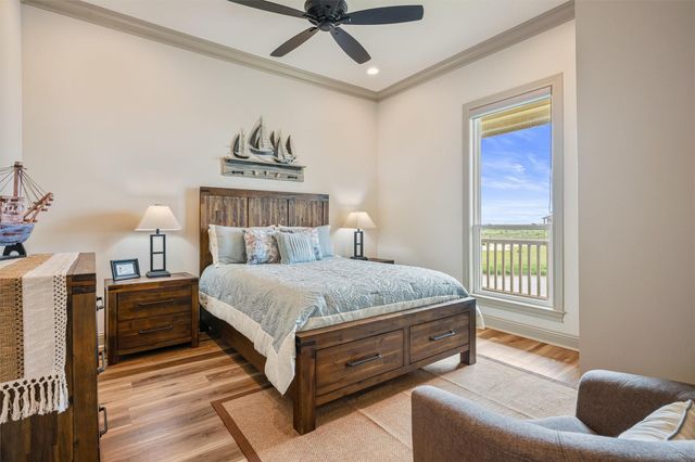 3721 Biscayne Beach Road, Crystal Beach, TX 77650