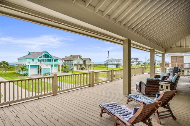 3721 Biscayne Beach Road, Crystal Beach, TX 77650
