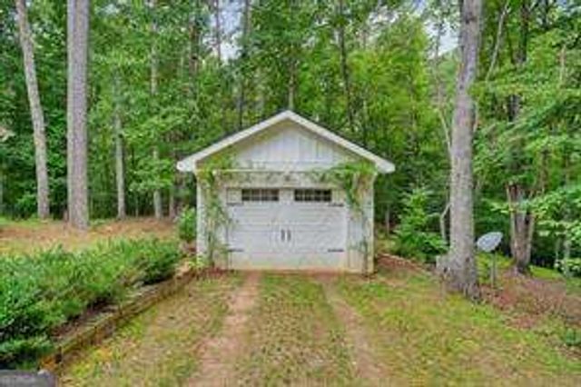 331 Blackberry Trail, Ball Ground, GA 30107