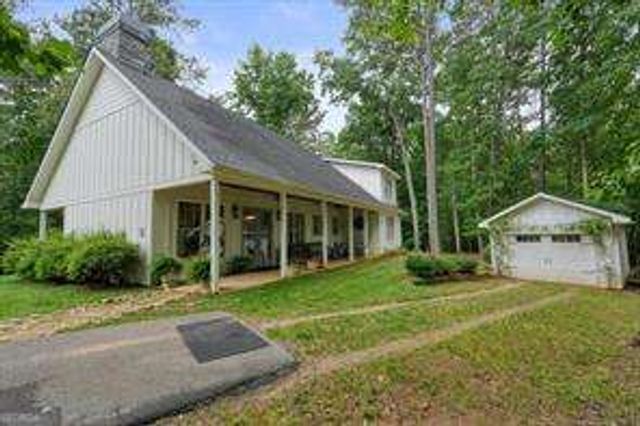 331 Blackberry Trail, Ball Ground, GA 30107
