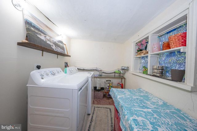 40 GROVE AVE, Devon, PA 19333