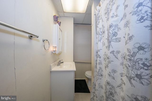 40 GROVE AVE, Devon, PA 19333