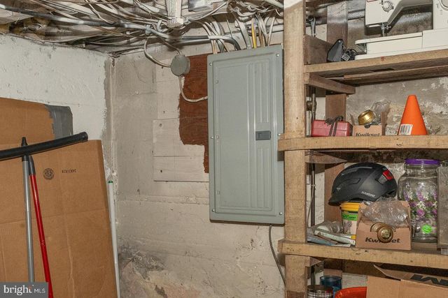 40 GROVE AVE, Devon, PA 19333