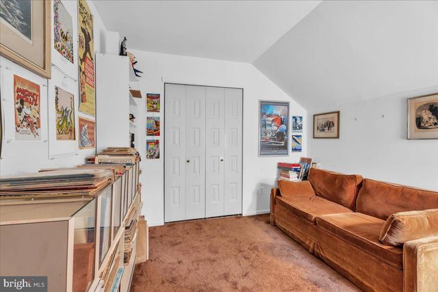 18 BRONWOOD DR, Voorhees, NJ 08043