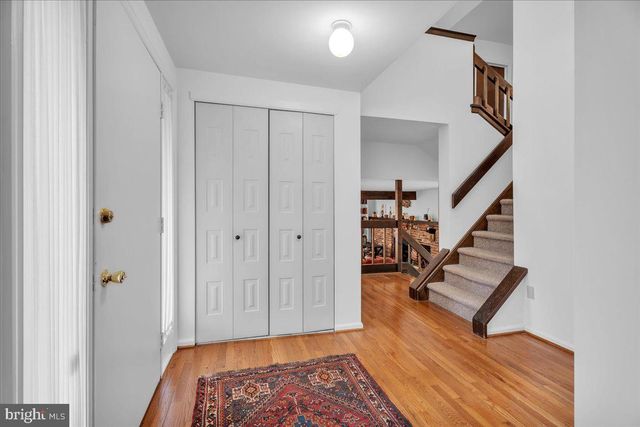 18 BRONWOOD DR, Voorhees, NJ 08043