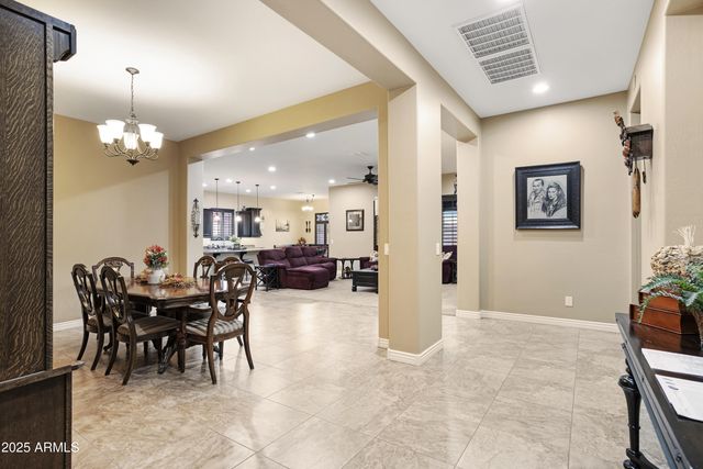 2888 E Bellflower Drive, Gilbert, AZ 85298