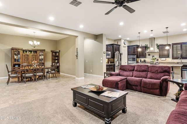 2888 E Bellflower Drive, Gilbert, AZ 85298